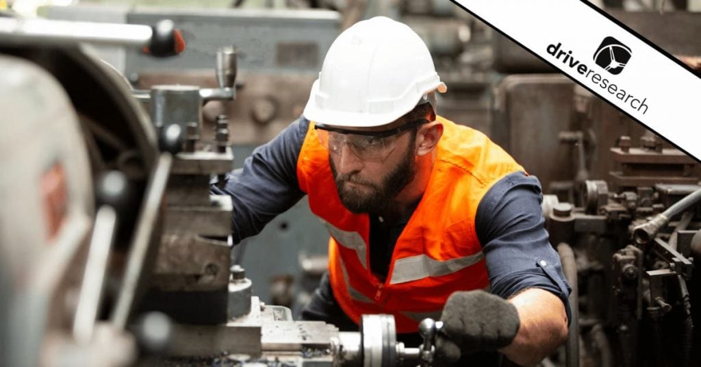 Employee working at a manufacturing company