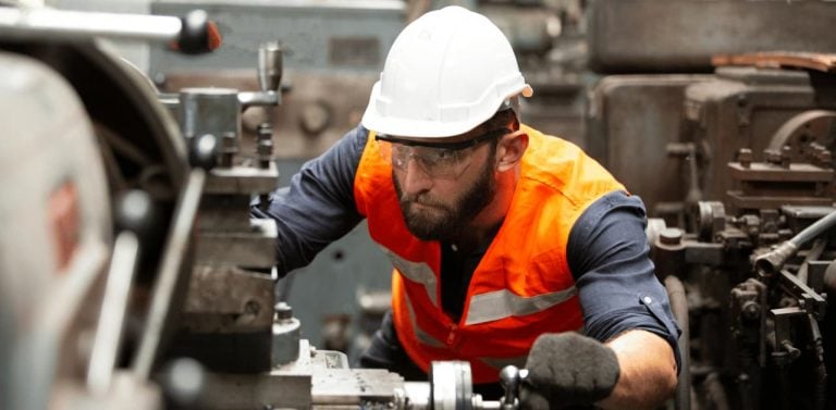 Employee working at a manufacturing company